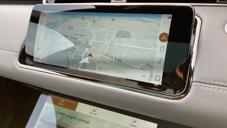 Land Rover Range Rover Evoque 1.5 P300e R-Dynamic HSE 5dr Auto Hatchback